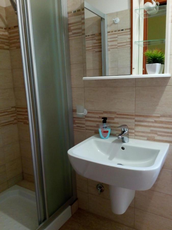Alfi Beb Bed and Breakfast Le Torri Εξωτερικό φωτογραφία